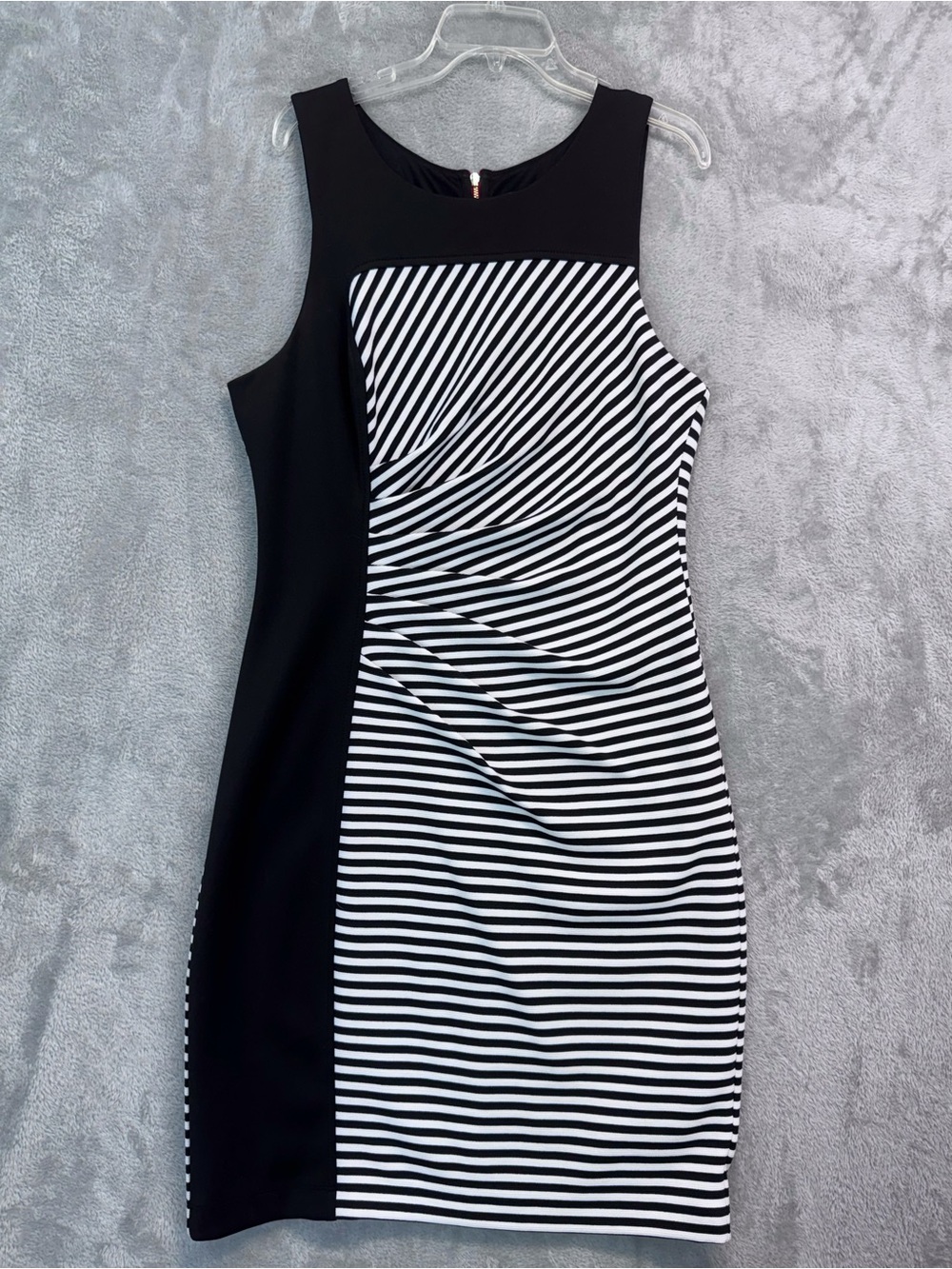 Vintage Black & White Guess Body Con Dress Asymmetrical Striped Panel Size 14